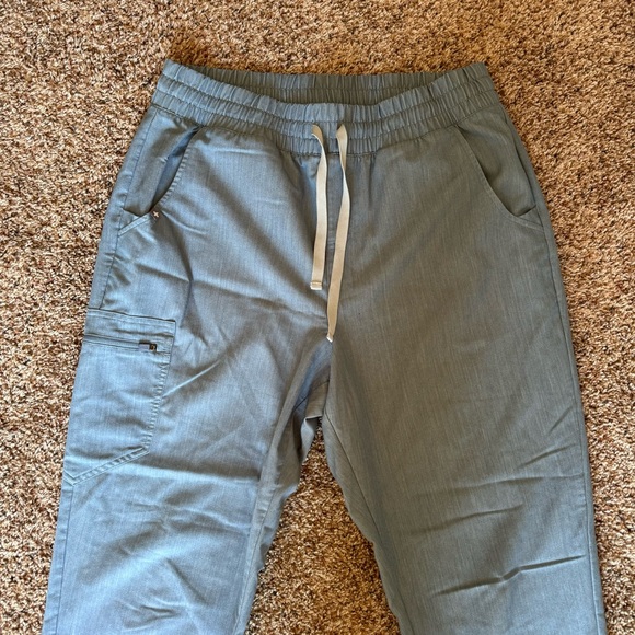Limited Edition Figs Zamora Joggers - Picture 2 of 5